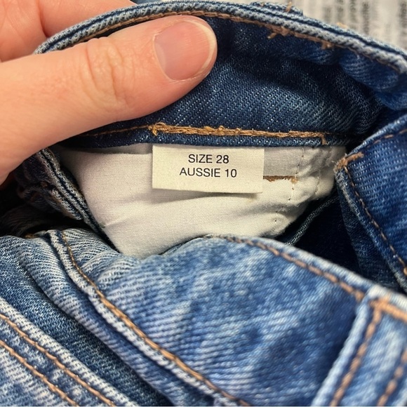 ROLLA'S Dusters High Rise Relaxed Jeans in G’Day Mate - Picture 11 of 13